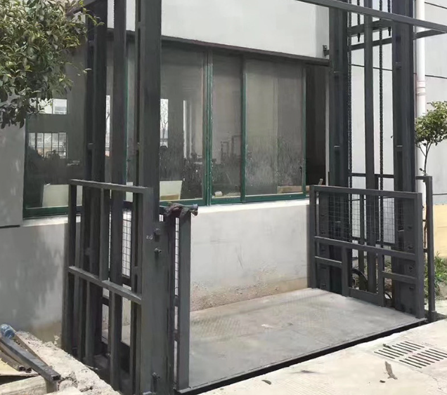 丹东导轨式施工升降机助力民生工程提速增效